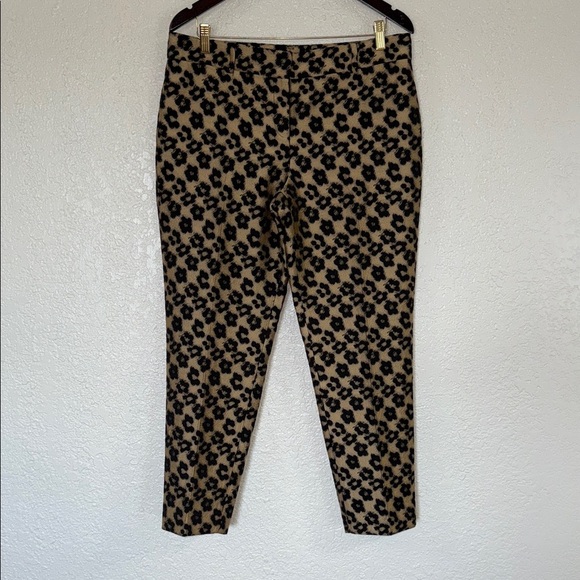 ANN TAYLOR Leopard Print Women’s Pants size 10 - Picture 2 of 11